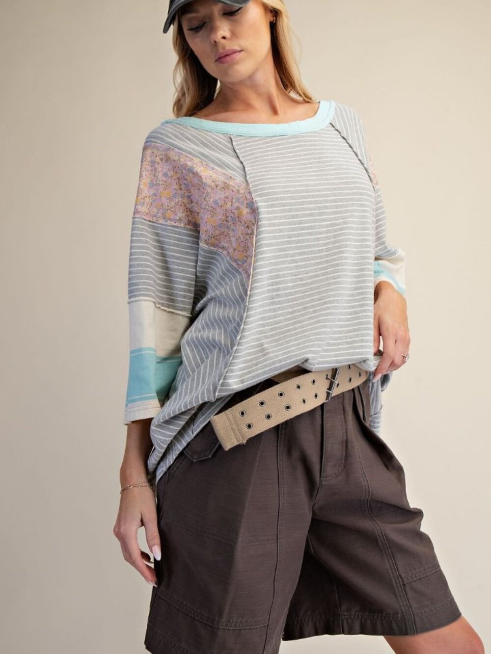 E38 Easel Striped Mix Print Mineral Washed Heather Gray w/Aqua Knit Top Plus - Picture 2 of 4